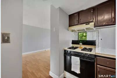 185 Spring Street #185, Wethersfield, CT 06109 - Photo 5