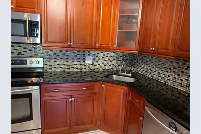97 Richards Avenue #F7, Norwalk, CT 06854 - Photo 3