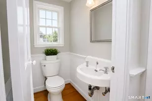 52 Clifton Ave, West Hartford, CT 06107 - Photo 11