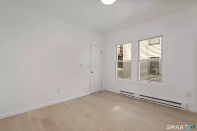 75 Walnut Street, Waterbury, CT 06704 - Photo 9