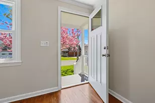 13 Maltby St, Branford, CT 06405 - Photo 11