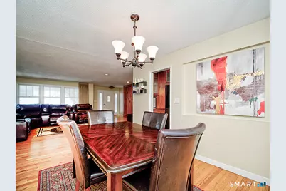 136 Knoll Drive, Hamden, CT 06518 - Photo 11