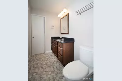 136 Knoll Drive, Hamden, CT 06518 - Photo 25