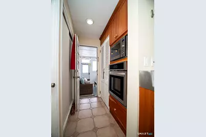 136 Knoll Drive, Hamden, CT 06518 - Photo 17