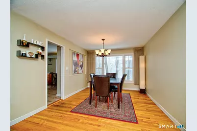 136 Knoll Drive, Hamden, CT 06518 - Photo 11