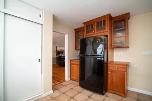 136 Knoll Dr, Hamden, CT 06518 - Photo 15