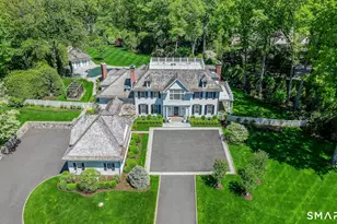 38 Three Wells Ln, Darien, CT 06820 - Photo 3