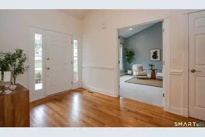 39 Emily Way #39, West Hartford, CT 06107 - Photo 5