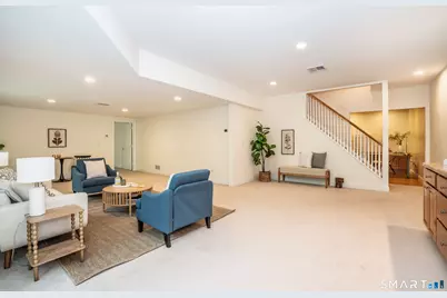 39 Emily Way #39, West Hartford, CT 06107 - Photo 35
