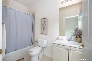 39 Emily Way, West Hartford, CT 06107 - Photo 31