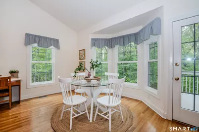39 Emily Way #39, West Hartford, CT 06107 - Photo 23
