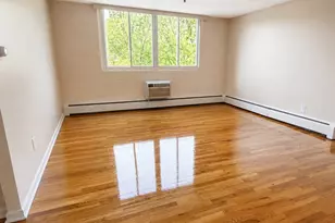 71 Catlin St, Meriden, CT 06450 - Photo 3