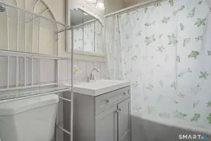 172 Sisson St, East Hartford, CT 06118 - Photo 15