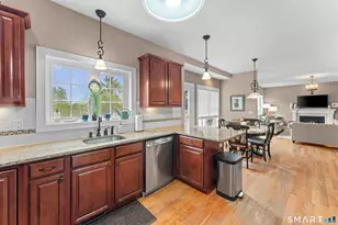 42 Ridgewood Terrace, North Haven, CT 06473 - Photo 13