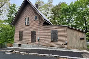 7 Chestnut St, Vernon, CT 06066 - Photo 1