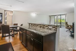 1 Gold St, Hartford, CT 06103 - Photo 7