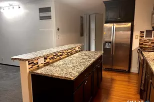 1 Gold St, Hartford, CT 06103 - Photo 3