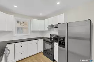 690 Prospect St, Torrington, CT 06790 - Photo 7