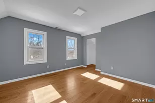 254 Broad St, Norwich, CT 06360 - Photo 17