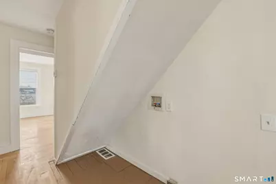784 Howard Avenue #2nd Floor, Bridgeport, CT 06605 - Photo 33