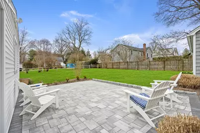 146 Oxford Road, Fairfield, CT 06890 - Photo 11