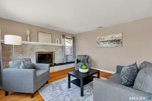 44 Riverside Dr, Branford, CT 06405 - Photo 15
