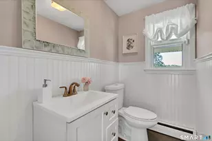 44 Riverside Dr, Branford, CT 06405 - Photo 5