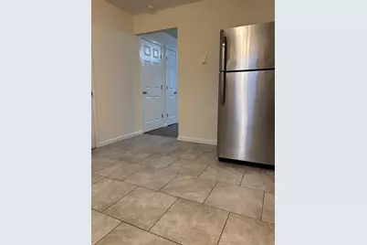 14 Elmview Circle #3, Waterbury, CT 06708 - Photo 5