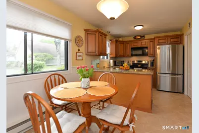 648 Heritage Village #B, Southbury, CT 06488 - Photo 9