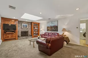 12 Mountain Farms Rd, West Hartford, CT 06117 - Photo 11