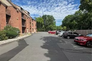 38 N Main St, West Hartford, CT 06107 - Photo 19