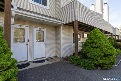 136 Pembroke Road #3-21, Danbury, CT 06811 - Photo 1