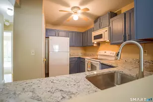 136 Pembroke Rd, Danbury, CT 06811 - Photo 7