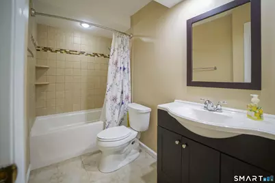 136 Pembroke Road #3-21, Danbury, CT 06811 - Photo 15
