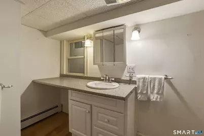 9 Bainbridge Road, West Hartford, CT 06119 - Photo 35