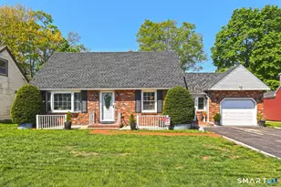 10 Glenmoor Dr, East Haven, CT 06512 - Photo 1