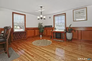 10 Glenmoor Dr, East Haven, CT 06512 - Photo 9