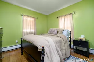 13 Hazel St, Stamford, CT 06902 - Photo 5