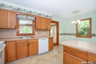 103 Farview Dr, Cheshire, CT 06410 - Photo 9