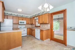 103 Farview Dr, Cheshire, CT 06410 - Photo 7