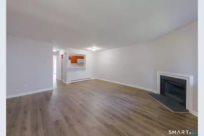 8 Rose Lane #24-11, Danbury, CT 06811 - Photo 3