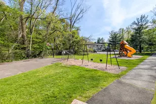 8 Rose Ln, Danbury, CT 06811 - Photo 17