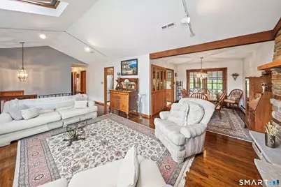 123 Evelyn Drive, Naugatuck, CT 06770 - Photo 5