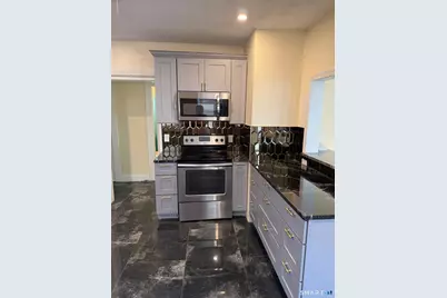 452 Hillside Avenue, Hartford, CT 06106 - Photo 7