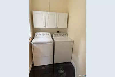 452 Hillside Avenue, Hartford, CT 06106 - Photo 13