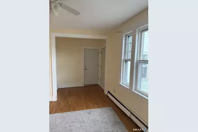 452 Hillside Avenue, Hartford, CT 06106 - Photo 3