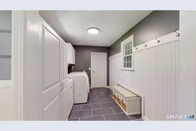 460 Bloomfield Avenue, Bloomfield, CT 06002 - Photo 17