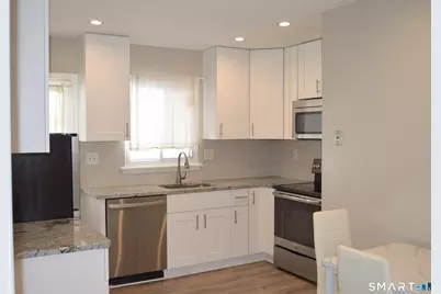 1660 Farmington Avenue #4, Farmington, CT 06085 - Photo 11