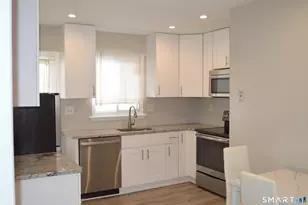 1660 Farmington Ave, Farmington, CT 06085 - Photo 11