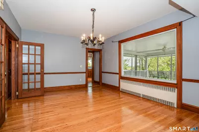 20 Wettleson Avenue, West Hartford, CT 06107 - Photo 9